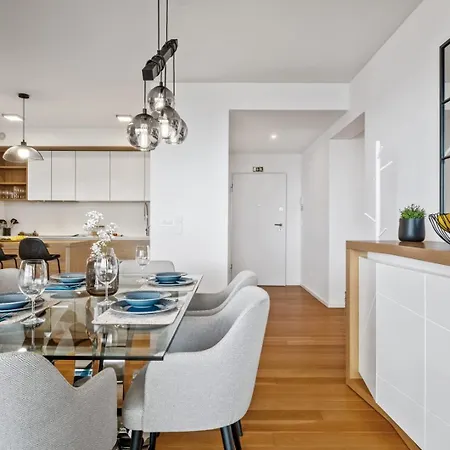 Ajuda I - Penthouse Apartament Funchal (Madeira)